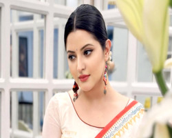 পরীমণিকে আদালতের ভর্ৎসনা