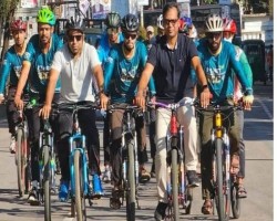 সিলেটের তরুণদের নিয়ে সাইকেল চালালেন ডিসি সারওয়ার