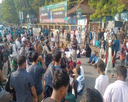 হাদি হত্যার বিচারের দাবিতে সিলেটে সর্বাত্মক অবরোধ চলছে