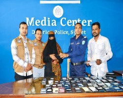 সিলেটে ৬৭ টি হারানো মোবাইল ফোন উদ্ধার করলো পুলিশ