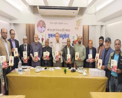 বিশ্বজুড়ে আলো ছড়াচ্ছে প্রবাসী কবির কলম :  ড. আবুল ফতেহ ফাত্তাহ