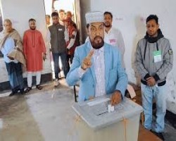 আলোচনায় থেকেও যে কারণে হারলেন সেলিম উদ্দিন