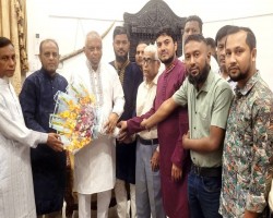 সিলেট ডায়াবেটিক হসপিটালের কর্মচারী ও কর্মকর্তা এর পক্ষ থেকে মন্ত্রী আরিফকে শুভেচ্ছা