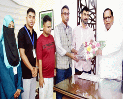 গ্রীন ডিসএ্যাবল্ড ফাউন্ডেশন নেতৃবৃন্দের সাক্ষাৎ জেলা পরিষদের প্রশাসকের সাথে 