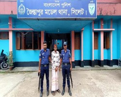 জৈন্তাপুরে ৫০ পিস ইয়াবাসহ দম্পতি গ্রে প্তা র